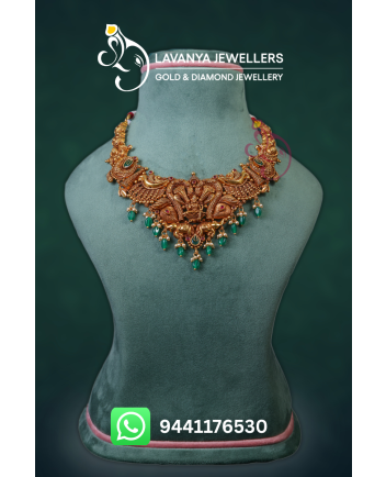 22Kt Lightweight Gold Nakshi Necklace with Lakshmi Devi Idol