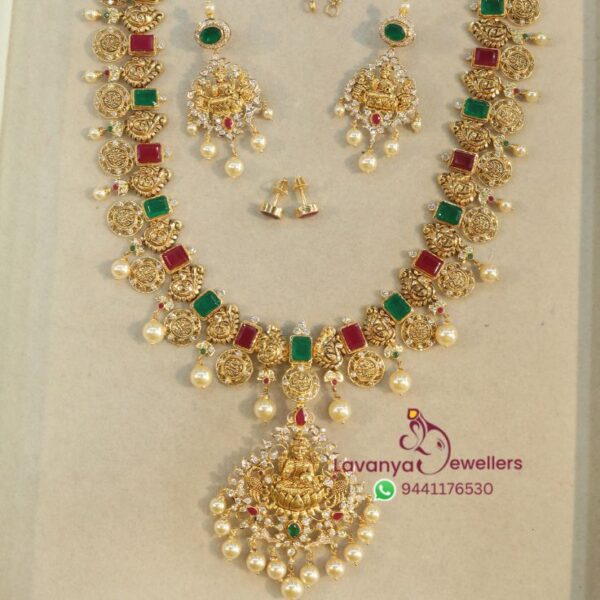 916/22ct Lakshmi Haram with Pendant Detachable with Earrings