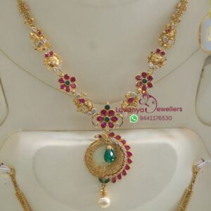 916/22ct Light Weight Gold Peacock Chandbali Necklace